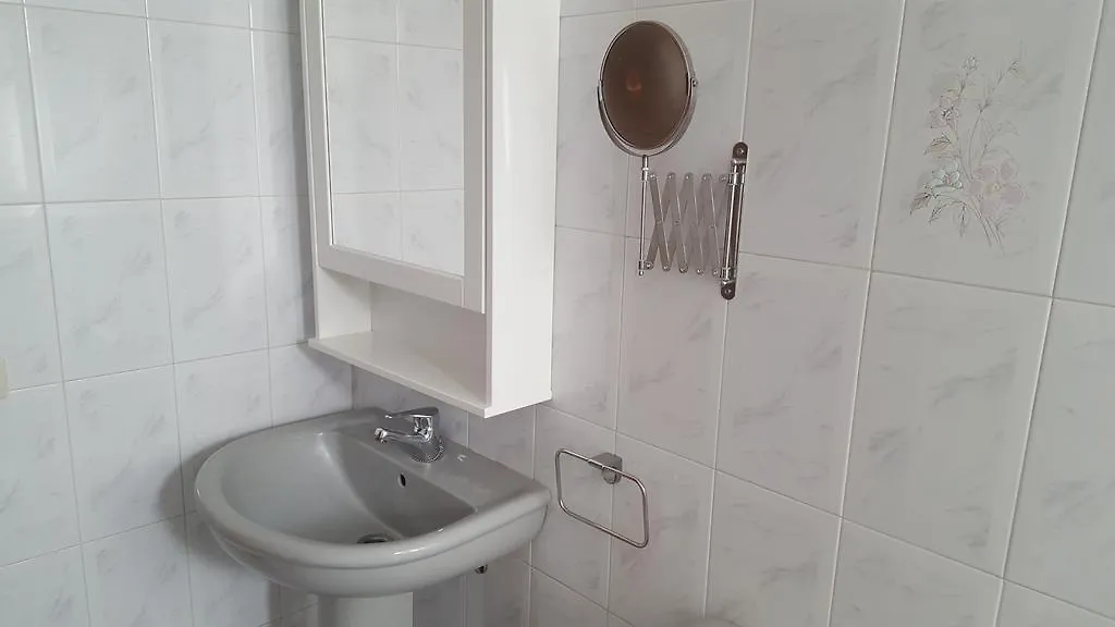 Nice Beachfront Apartment With Ocean Views El Medano  0*, El Medano (Tenerife) Spain